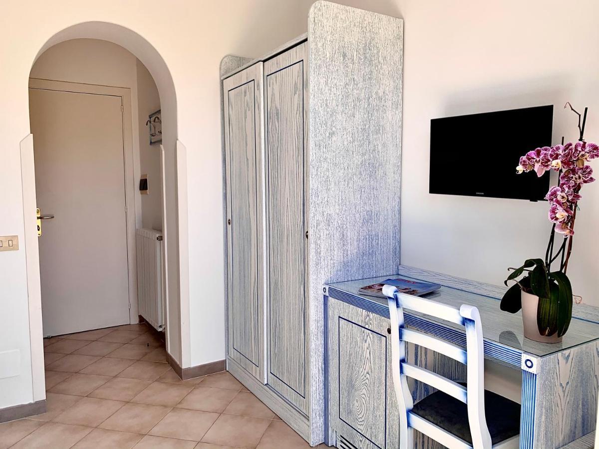 Resort Villa Flavio Casamicciola Terme ภายนอก รูปภาพ