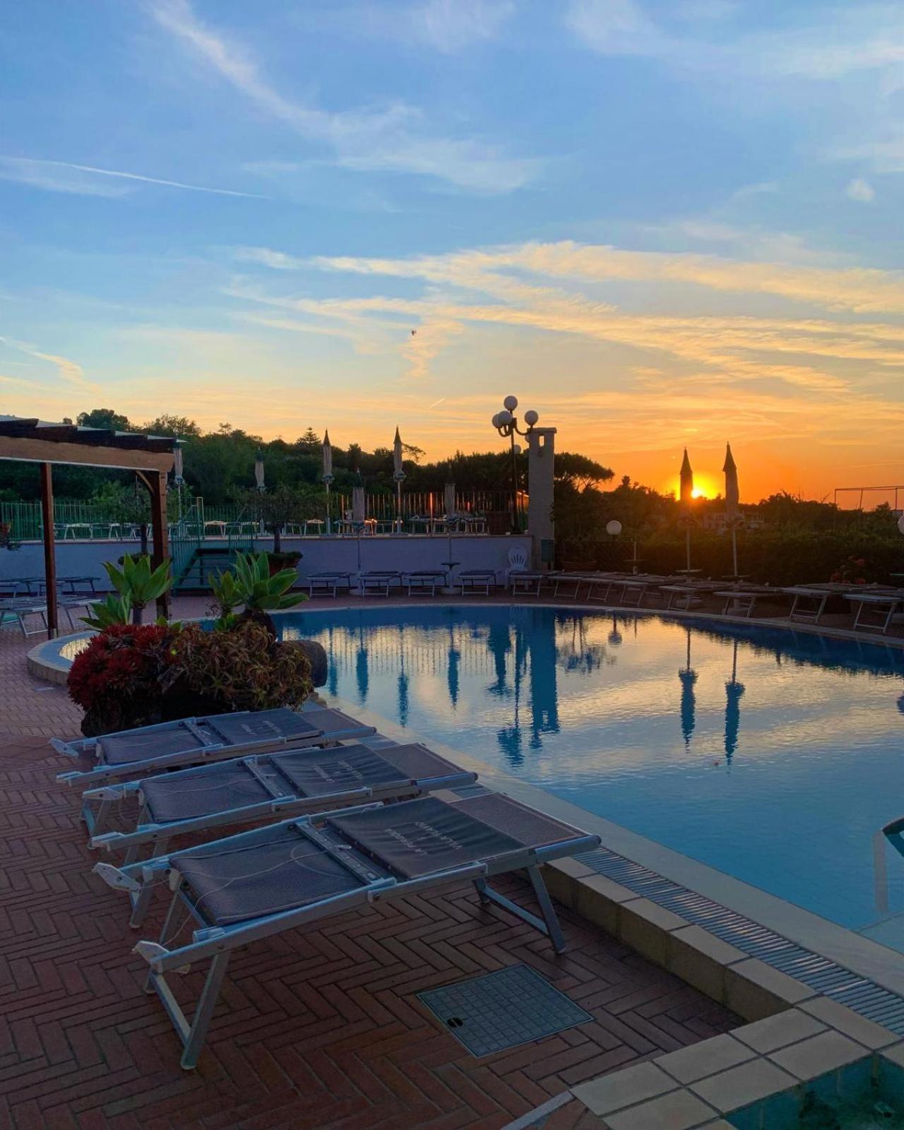 Resort Villa Flavio Casamicciola Terme ภายนอก รูปภาพ